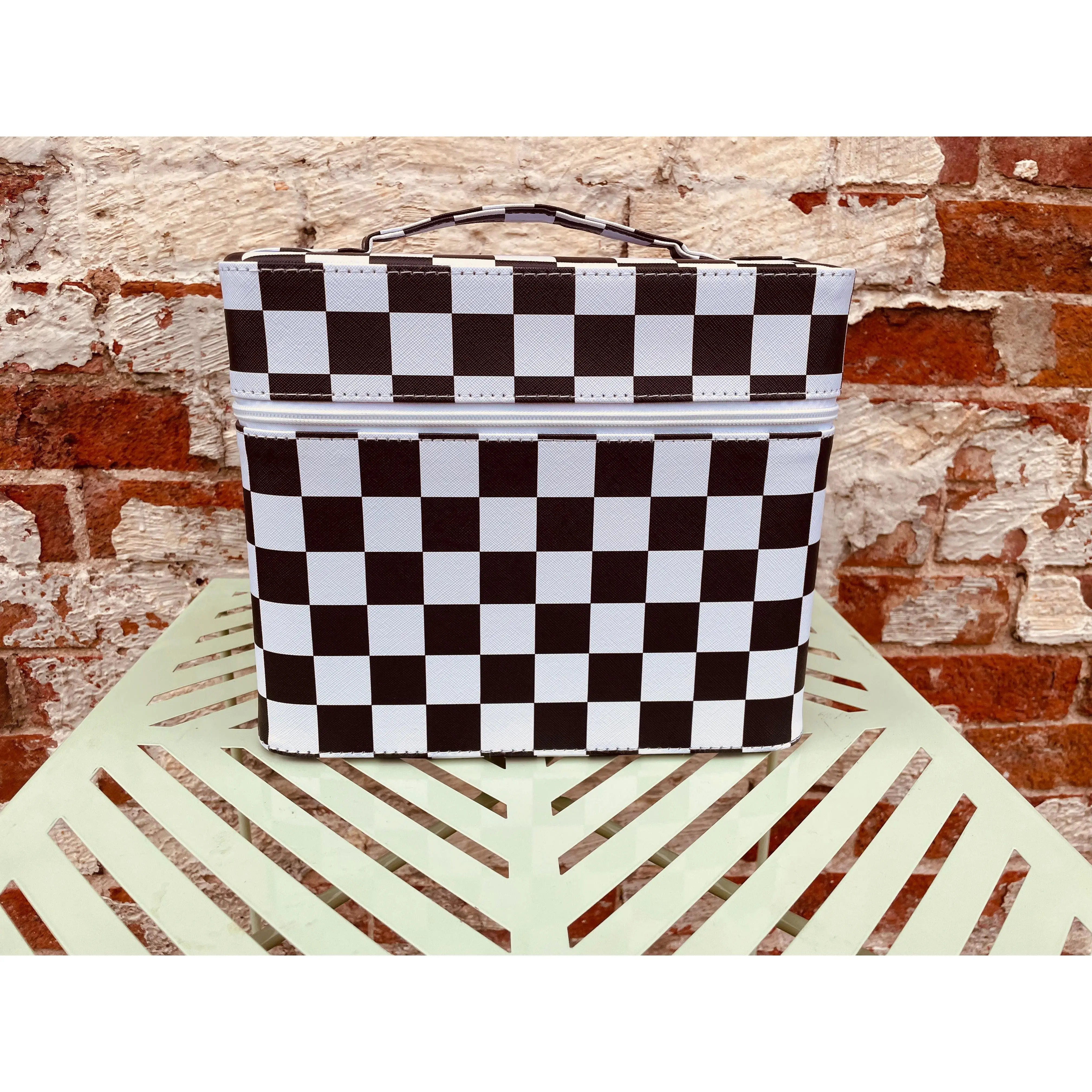 Take the Lead Makeup Box