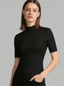 Women's basic style crew-neck blouse with short sleeves, form-fitting, Casual Mock Neck, suitable for summer, sexy formal casual summer T-shirt