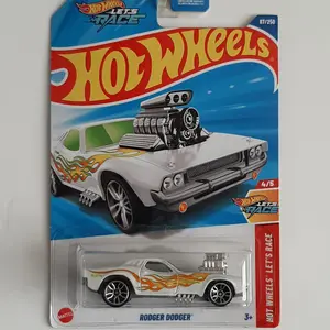 Mattel Hot Wheels Rodger Dodger 1:64 Scale Diecast diecast car collectible car