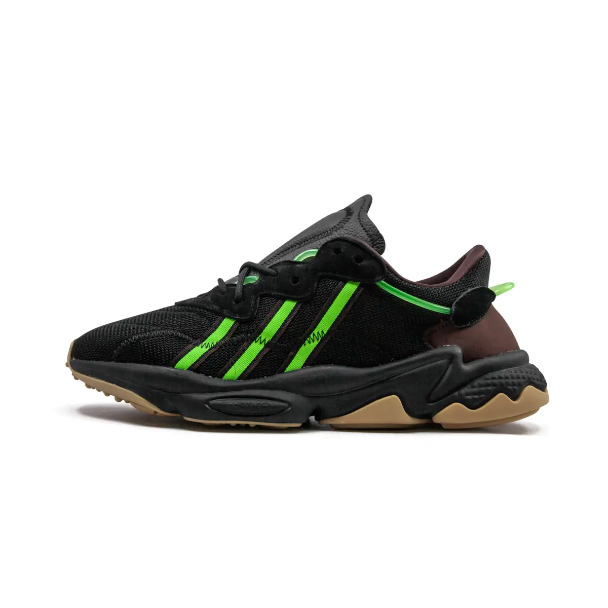Ozweego "Pusha T - Core Black" FV2484