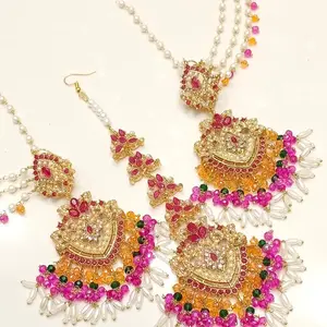 Nauratan Sahara Earrings and Tikka Set