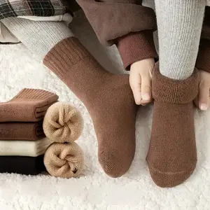 5 Pairs Value Pack Children's Warm Winter Socks, Thick Warm Calf Socks Suitable for Boys and Girls Aged 3-16, Soft Knitted Cold Weather Socks Suitable for School, Play, Dates, Bedtime Use, Easy to Care for