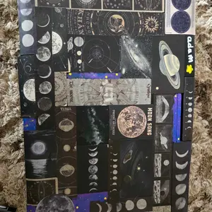 [MYDASH] 14.9" Portable DVD Player, 12.5" Swivel HD Screen CD Player, Dual-Speaker Stereo Sound Audio Player, 6 Hrs Rechargeable Battery, Region Free, Remote Control, Sync TV/CD/USB/SD Multi-Format Support,no blu-ray