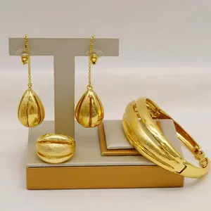 Special Design Luxury Shiny Brazilian Gold 24k Bracelet Earrings Ring For women Jewellery Set For Party Wedding Bride Gift