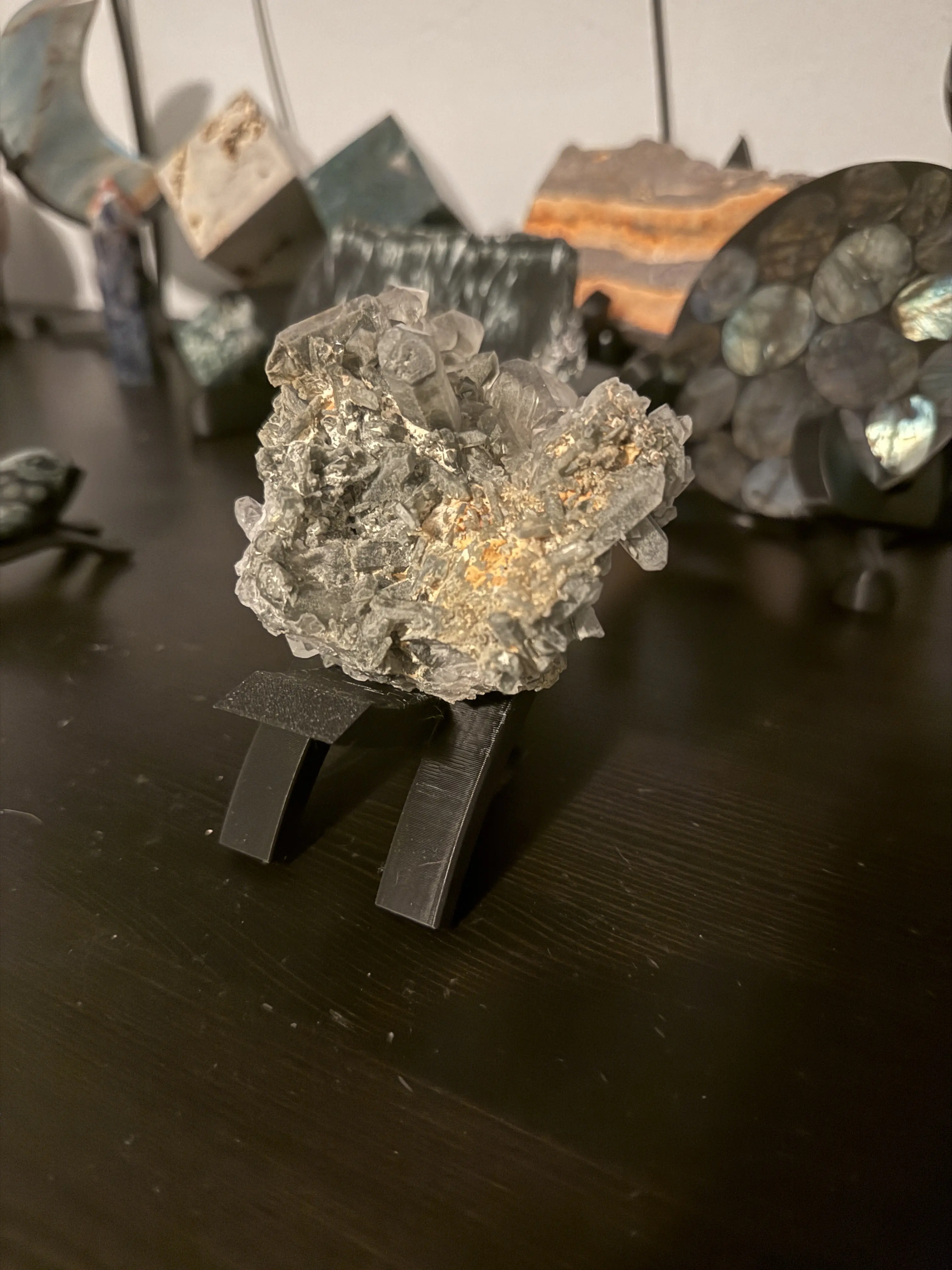 Reversible Crystal Specimen Holder - Plastic