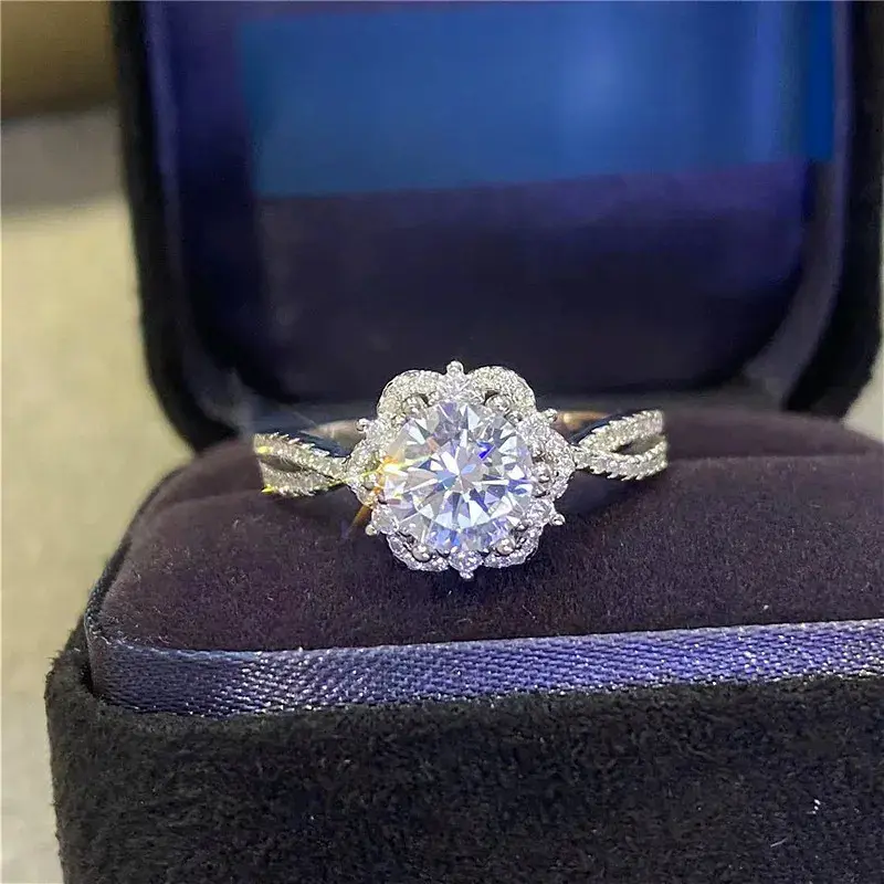 925 Sterling Silver Diamond Flower Engagement Ring - D-Color VVS1 Round Cut, Unisex Wedding Jewelry, Ideal for Valentine's Day & Birthday Gifting