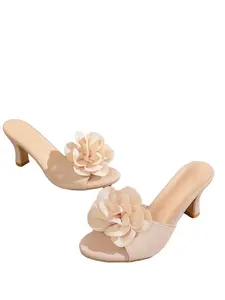 French Style 3D Flower Sandals for Women, Thin Heel Open-Toe Beach Shoes, Elegant Outdoor Footwear, Perfect for Vacation Wear, Classy Sandals
