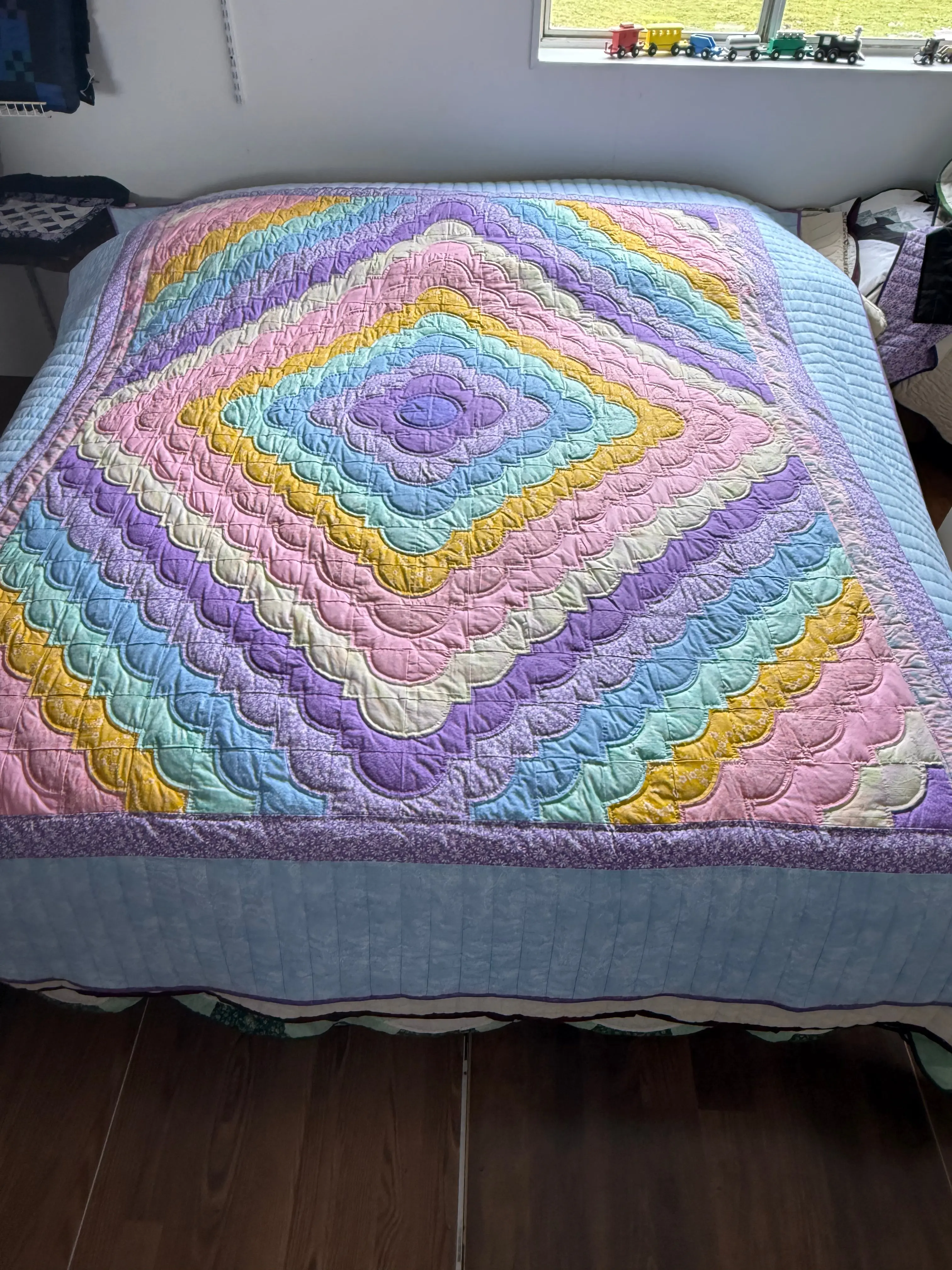 Amish Quilt (Love Ring) Amish Quilt (Love Ring)