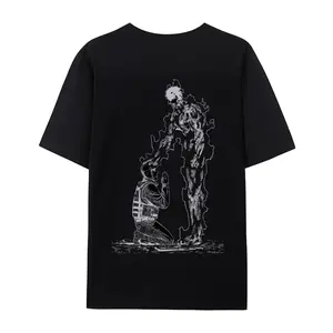 Anime Giant Soldier Kneeling Man Graphic Oversized T-Shirt, Retro Manga Art Print Black Tee, Casual Streetwear Short Sleeve Top for Men