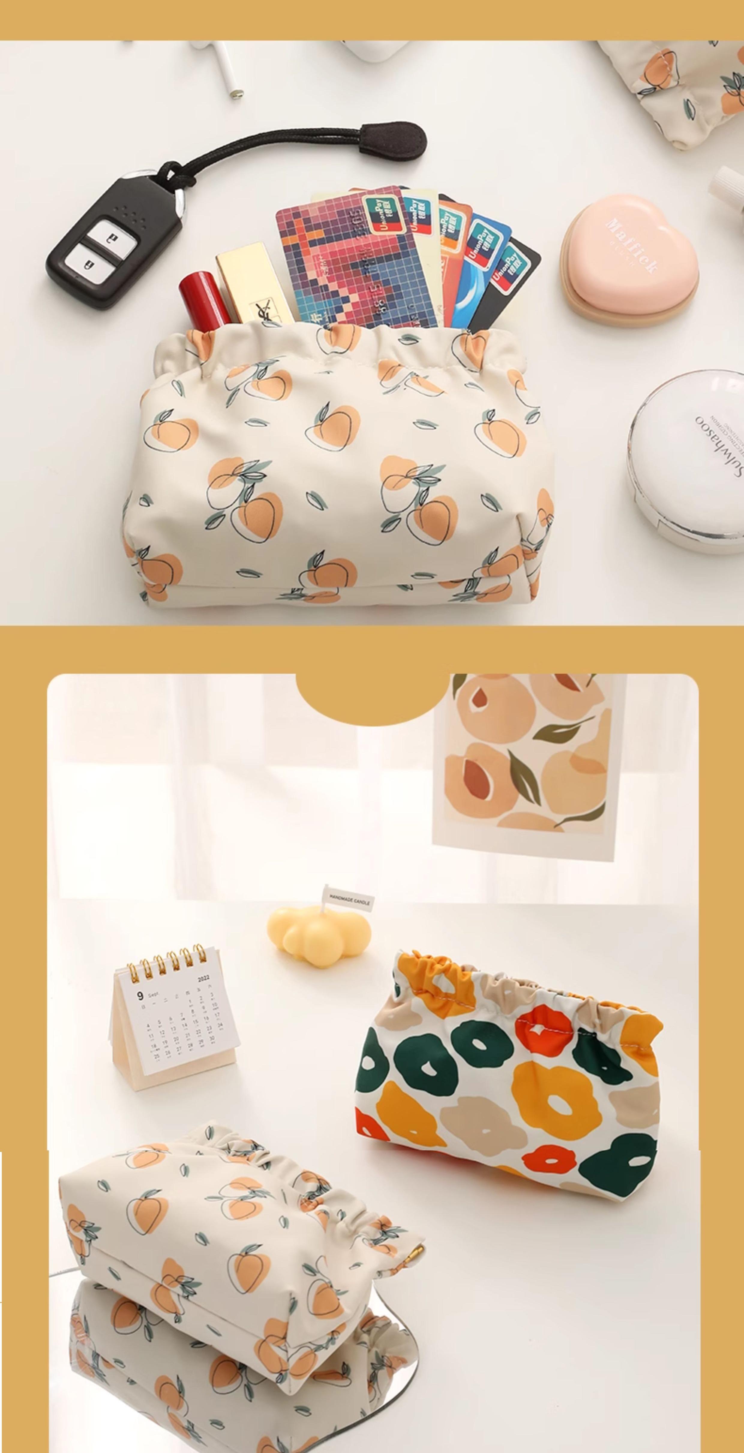 Self-Closing Waterproof Makeup Bag - Shrapnel Storage Bag for Girls with VITALITY Design