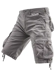 One men’s outdoor streetwear cargo shorts with multiple pockets