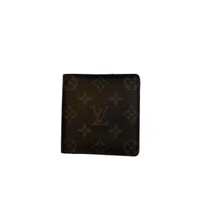 Pre-owned Louis Vuitton H6 classic old fashioned short folded wallet, likely the Marco series H02009