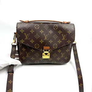 Pre-owned Louis Vuitton As shown Clutches & Wristlets HZ 1924 Pochette Metis crossbody bag 26.03.06