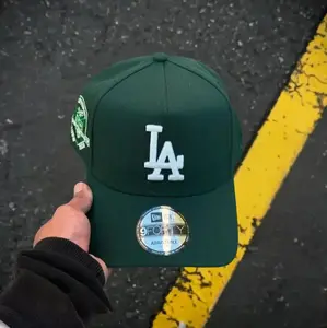 New Era MLB LA Dodgers Adjustable Curved Brim Cap, Structured A-Frame Design, Premium Cotton Fabric, Bold Raised Team Logo Embroidery, Unisex Streetwear Baseball Hat For Men Women, Urban Fashion Cap