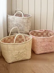 Handheld Storage Box Floral Dirty Clothes Basket, Sweet Foldable Design, Ideal for Organizing and Storing, Perfect for Home Use, Portable Storage Basket