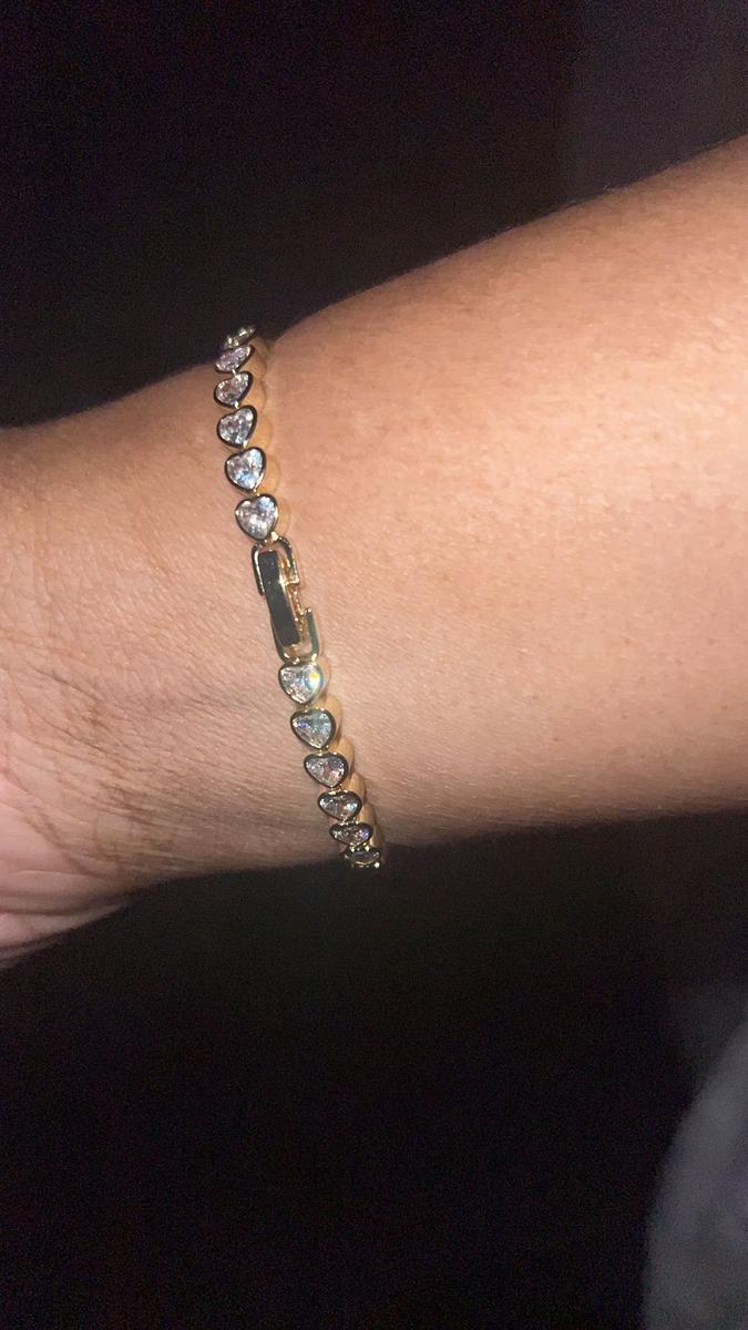 Item: Yellow Gold, 7 Inches