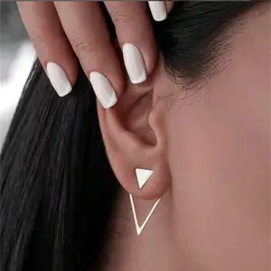 1 pair of vintage and elegant triangular earrings with hollowed out triangular back hanging earrings, personalized design