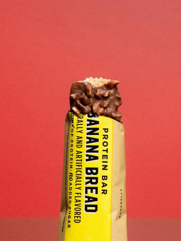 Barebells Protein Bars Banana Bread - 12 Count, 20g High Protein Treats - Chocolate Nutrition Bar with 1g Total Sugars - On-The-Go Breakfast or Post-Workout Snack (Pack of 2)