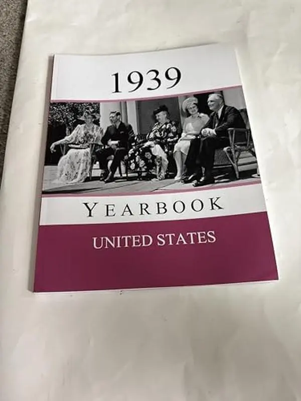USED Book - 1939 US Yearbook: Original book full of facts and figures from 1939 - Unique birthday gift / present idea. by Drew Presley (Paperback) - english
