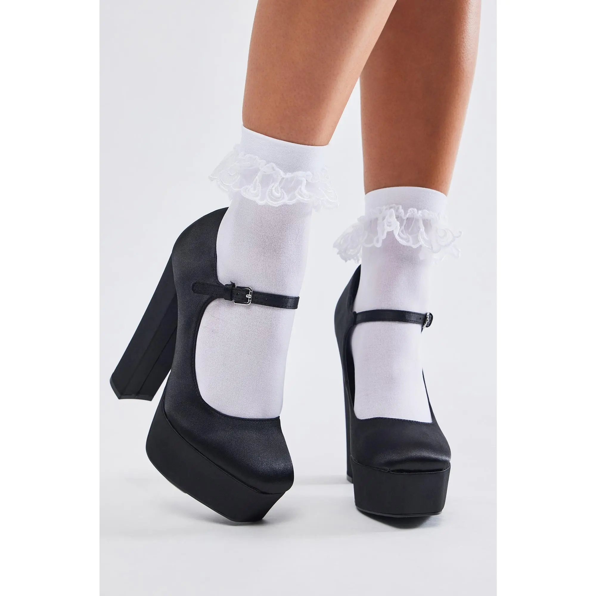 Oh So Chic Socks - White