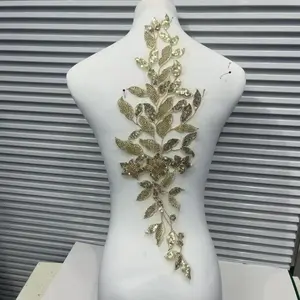 Clothing Accessories, Embroidery Flowers, Handmade Glass Beads, Lace Floral Decorations, DIY Materials for Dresses and Wedding Gowns, Floral Appliques