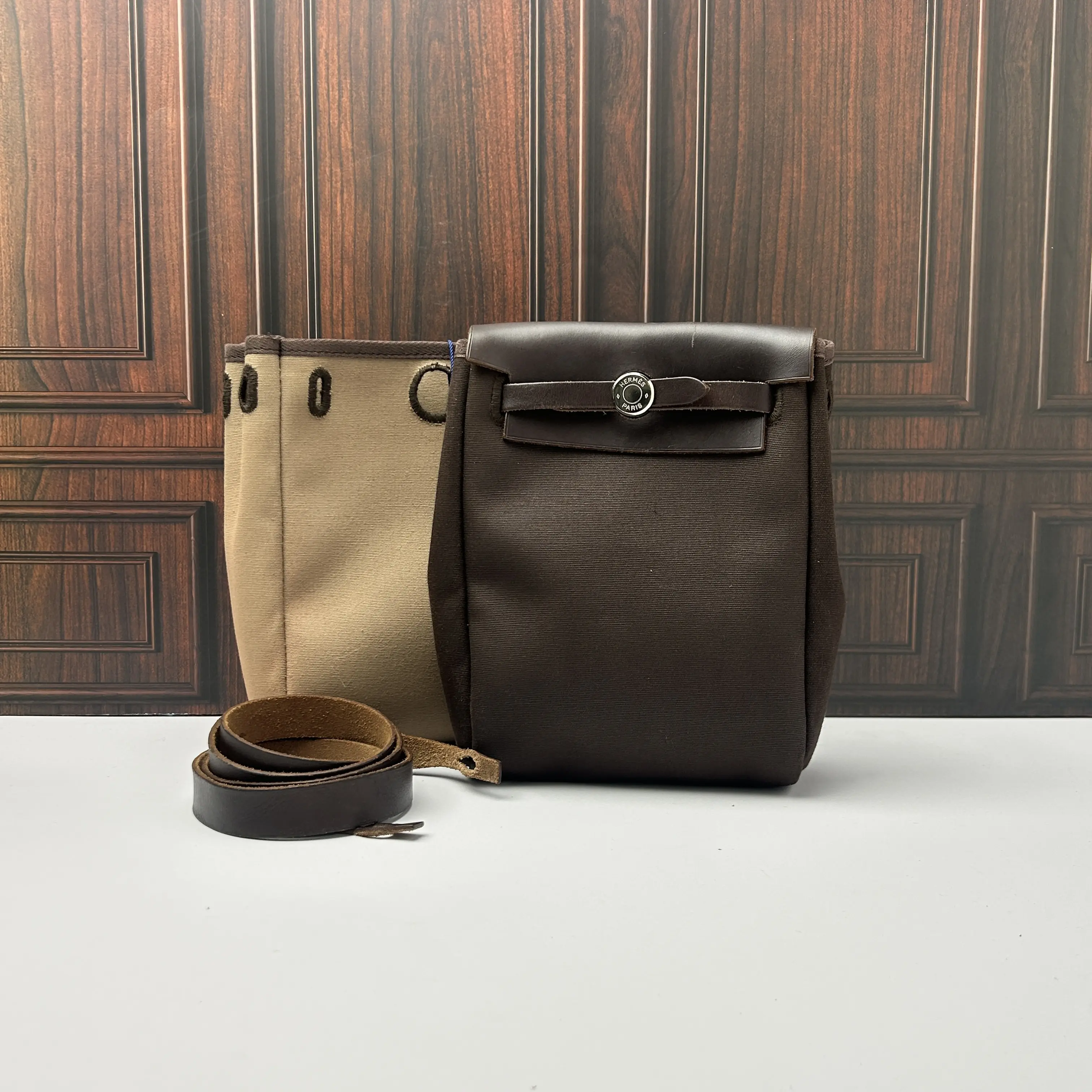 Pre-owned HERMÈS Herbag TPM (Mini Vertical) 888