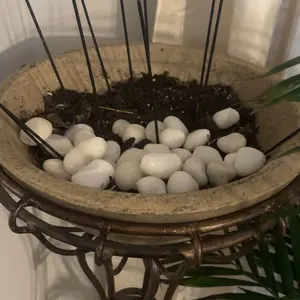 Decorative Polished Pebbles 2-3cm, Ideal for Indoor Plants & Outdoor Gardens, Perfect for Vases, Aquariums, Festive Decorations