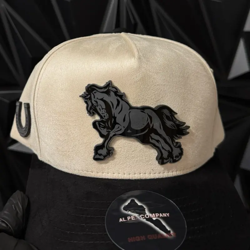 Horse Cap High Quality Snapback Hat with Horse Design and Logo