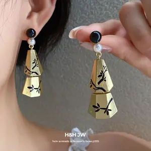 Silver Needle Pearl Branching Wind Chime Tassel Stud Earrings, New Chinese Retro Palace Style Earrings with Light Luxury and High-End Appeal Ear Accessories
