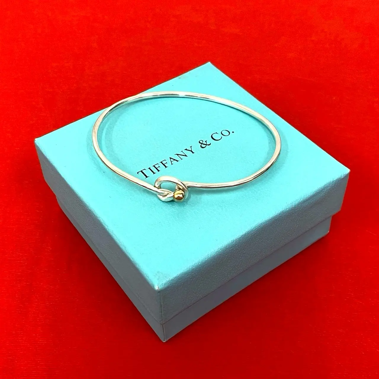 Pre-owned Tiffany & Co. Sterling Silver 925 (Ag925) Small Leather Goods Tiffany&Co. Love Knot Silver Au750 Bangle