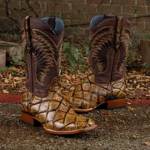 Monarch: Men Print Pirarucu Orix Square Toe Boots