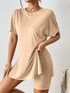 Women's Comfortable Split Two-Piece Set, Batwing Sleeve Round Neck Top & Tight Shorts, Casual Basic Daily Wear, Young Trendy, Everyday, Womenswear