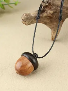 Fashionable Creative Acorn Pendant Necklace, Open-Design Jewelry, Unique Gift Idea, Stylish Accessory for Everyday Wear