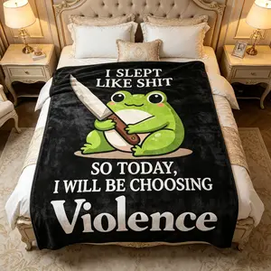 Funny Meme Frog With Knife Blanket – Cute Cartoon Frog 'Choosing Violence' Quote Print, Soft Plush Fleece Throw, Cozy Home Couch Decor, Perfect Novelty Gift for Friends and Meme Lovers