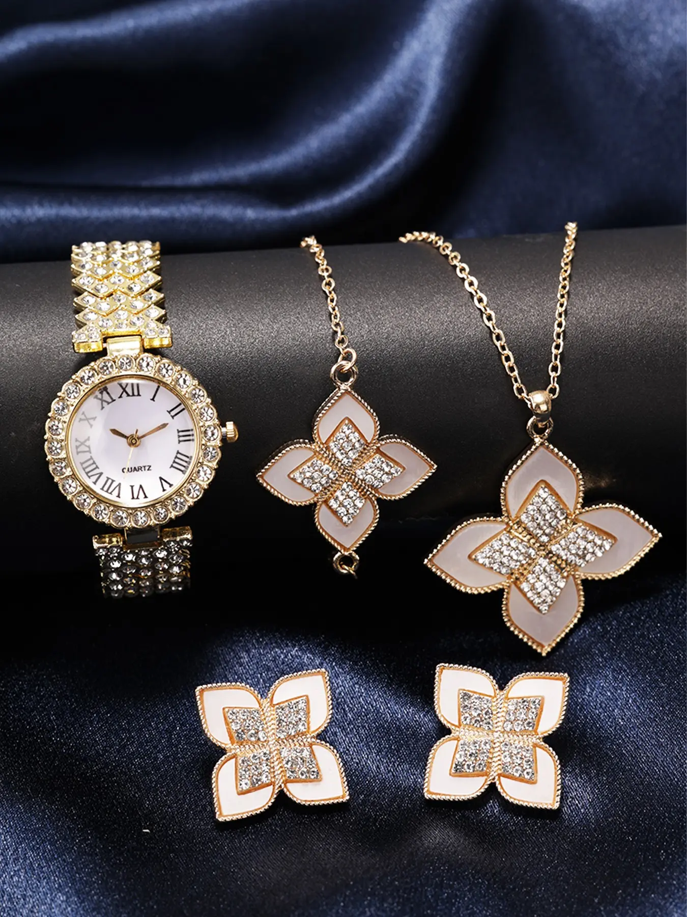 5pcs Clover Watch Jewelry Set, Crystal Roman Numeral Dial, Enamel Clover Necklace Earrings Bracelet, Elegant Women’s Gift Set