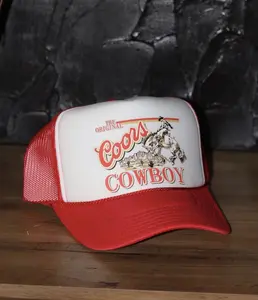 Vintage Cowboy Trucker Hat – Western Rodeo Style Mesh Cap Red White Retro Look