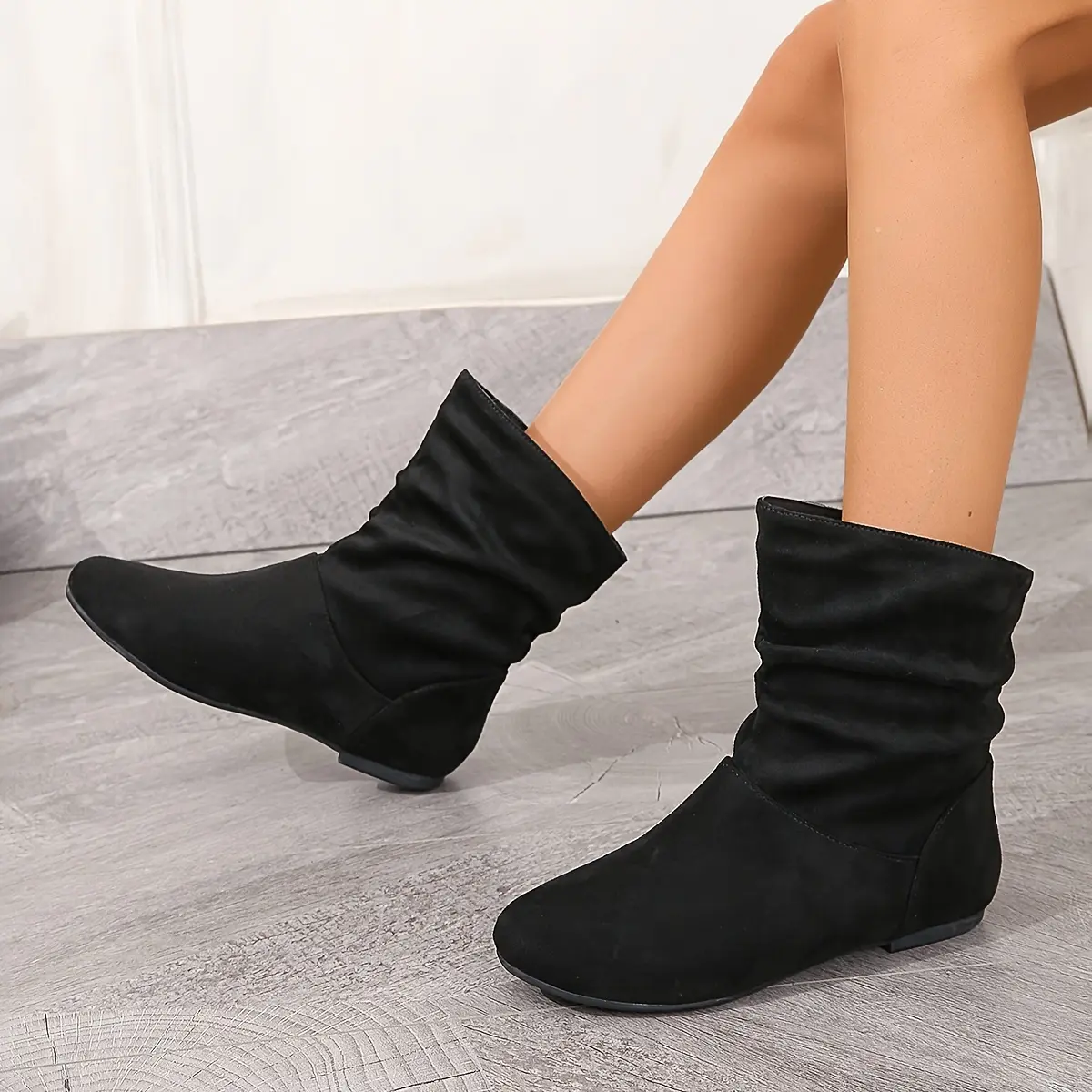 Women's Black Solid Platform Chelsea Boots - Round Toe, Slip-On, Platform Sole, Soft-Sole, Casual Wear Outdoor Sports Footwear