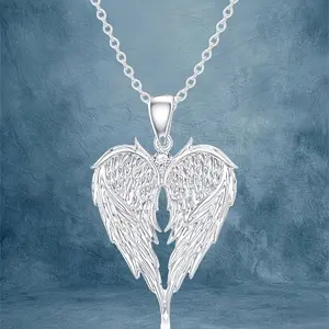 Elegant angel wing heart-shaped pendant necklace, angel wing necklace, holiday gift, suitable for teenagers