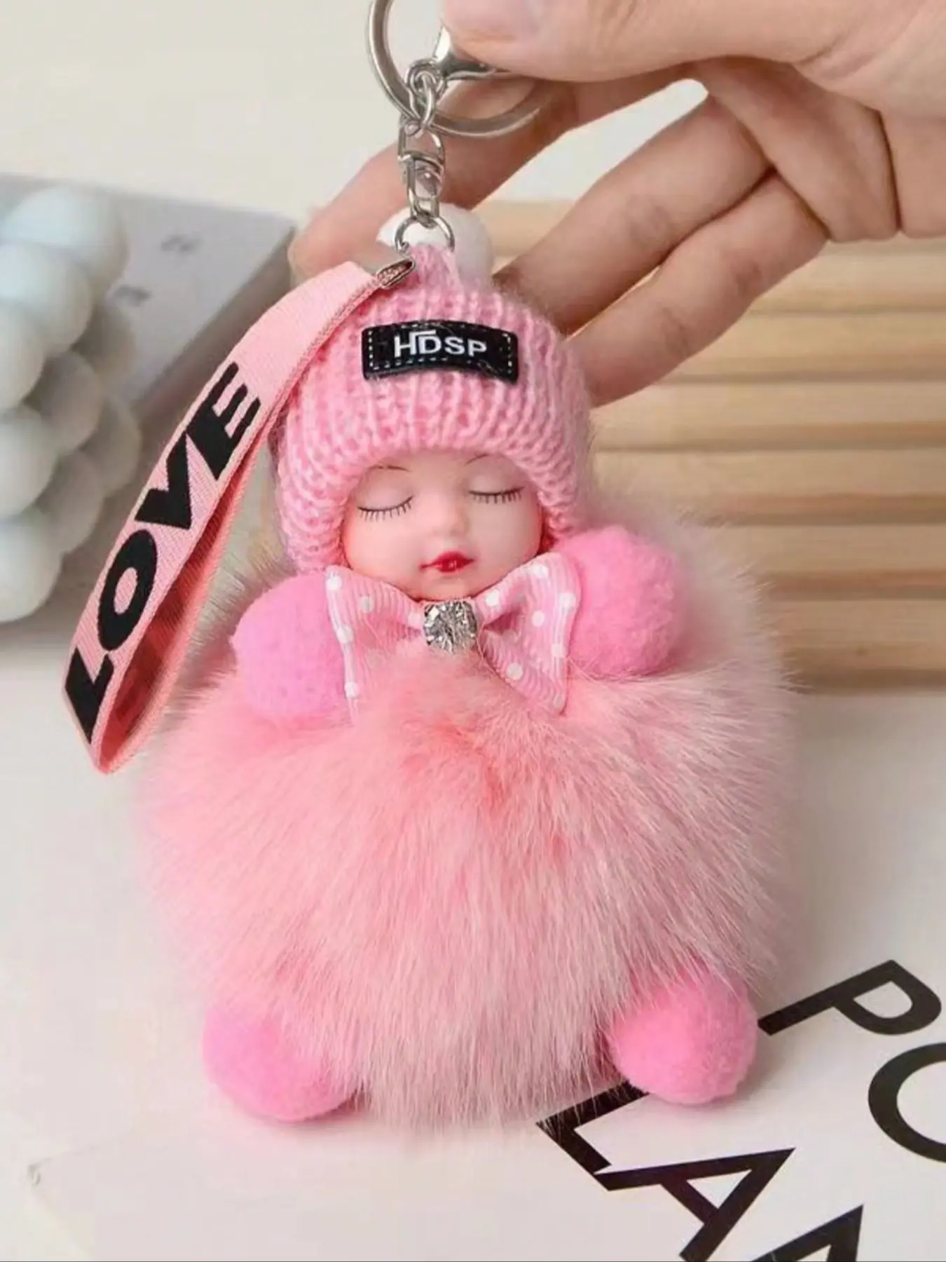 Cartoon Doll Keychain Kawaii with Real Faux Fur, Alloy Round Shape, Decorative Ladies Key Ring, Ideal for Bag & Car Key Decoration, Valentine's Day Gift, Cute Keychain, Keychain for Purse
