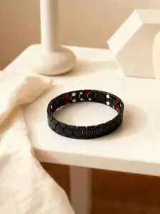 This magnetic bracelet is suitable for both men and women. Measuring 7.8 inches, it features a trendy punk style, making it a versatile accessory. A birthday gift, it comes in a bronze finish, Exquisite Bracelet, Stackable Bracelets