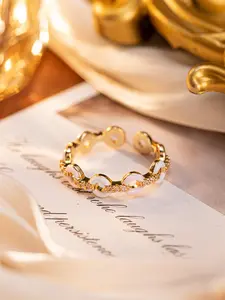 French Vintage Round Lock Chain Unique Design Ring with Micro Zirconia, Luxury High-End Style Finger Ring for Women