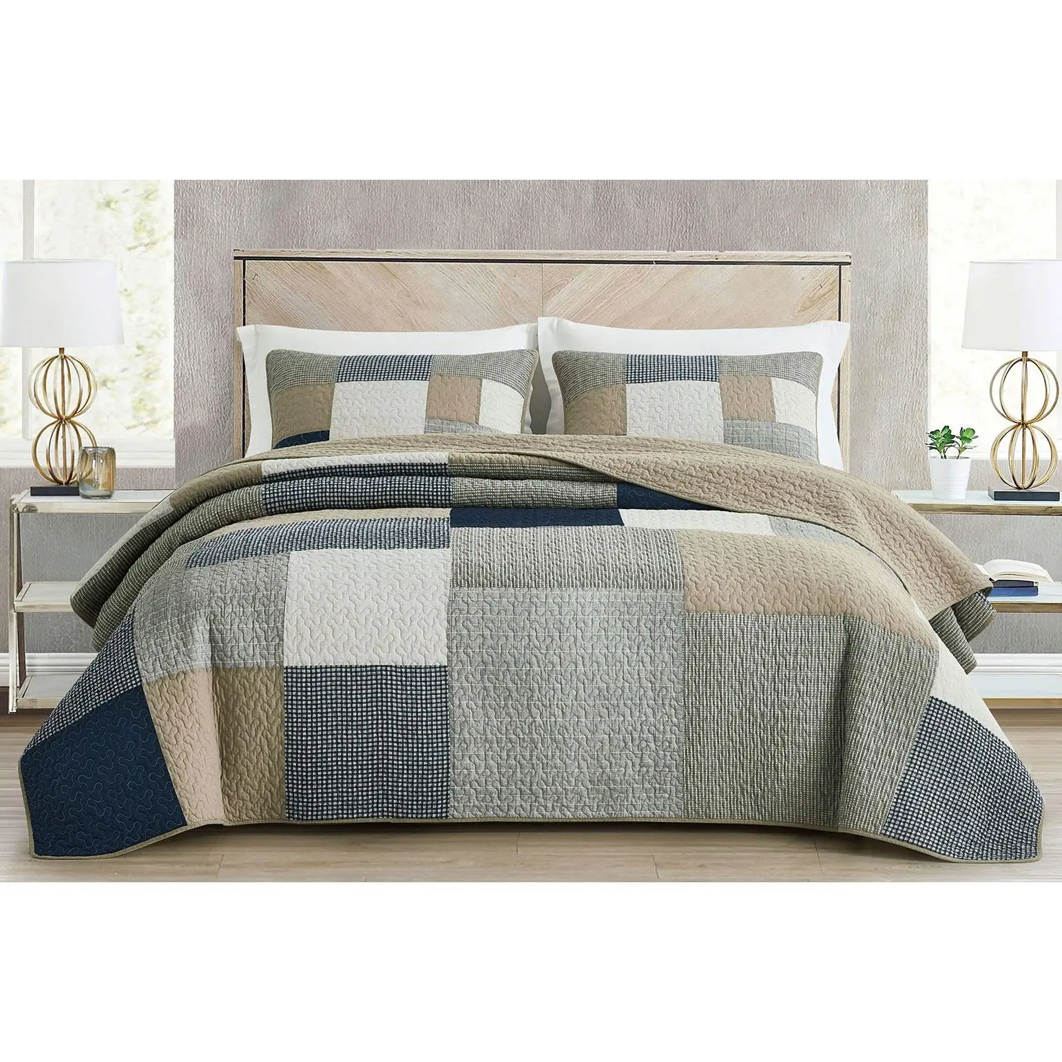 Lightweight Reversible Cotton Patchwork Quilt Set