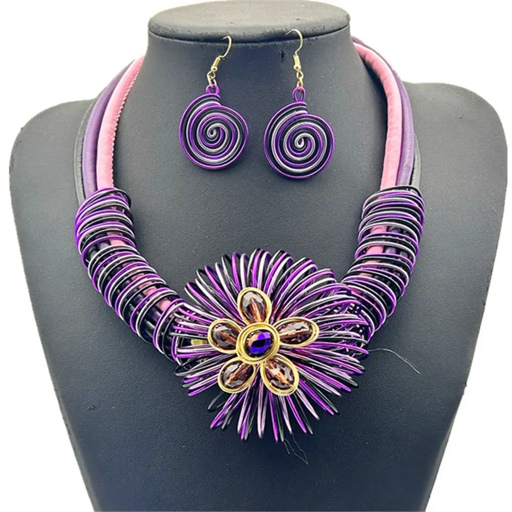 Purple (necklace+earrings)