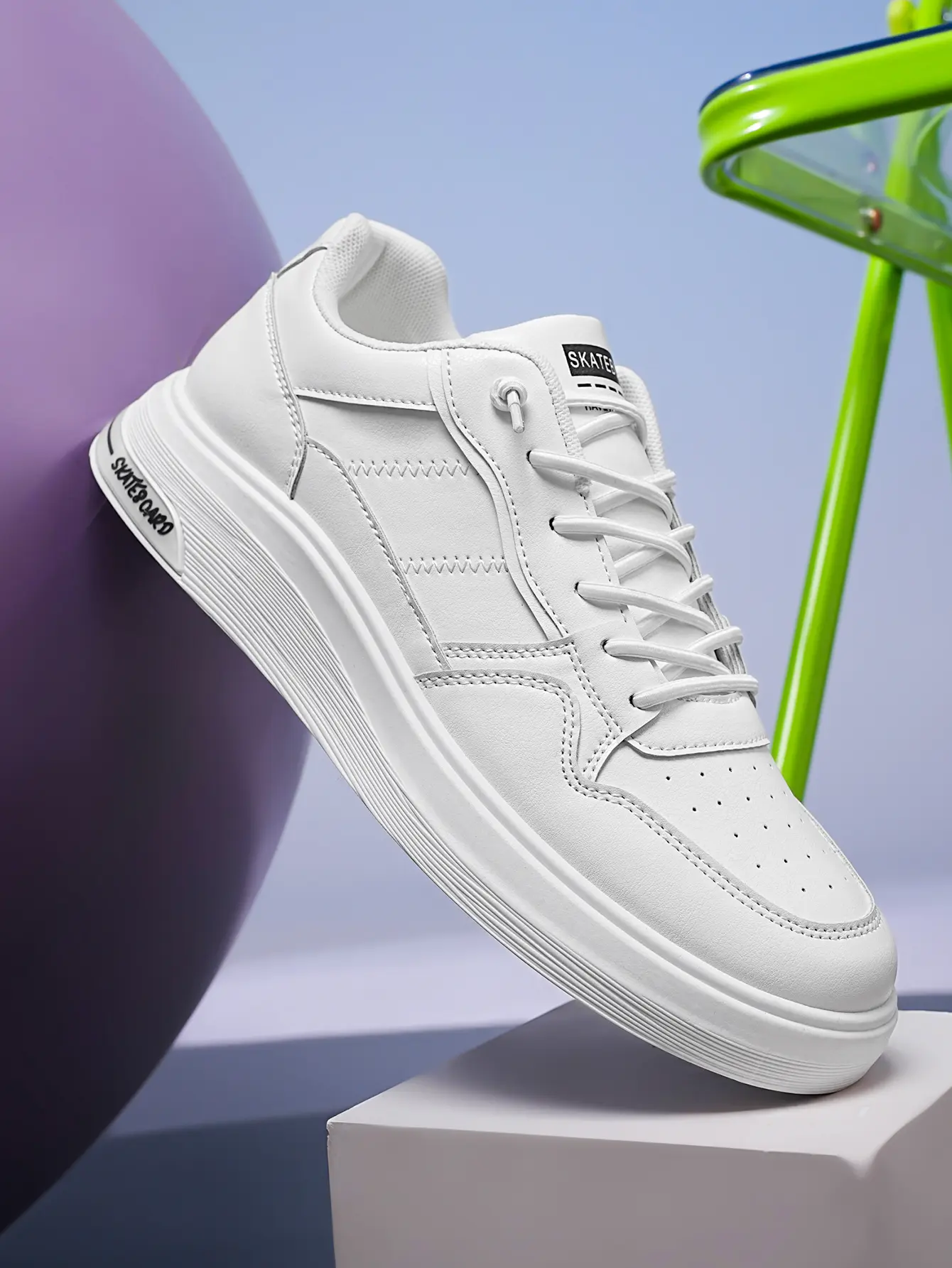 Men's White Low-Top Casual Trainers with a Thick Platform Sole, Ideal for Urban Wear and Personalized Street Matching, Chunky, All Seasons, Sporty Chic, Walking Shoe, Less Than Ankle, Pu, Footwear, Trending Shoes, Low Top Lace-Up