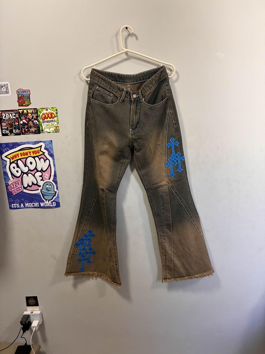 Item: 3pcs glue with tweezer