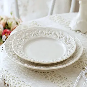Vintage Flower Pattern Ceramic Plate, 2 Counts/set Exquisite Hollow Out Design Dessert Plate, Tableware for Home Kitchen Dining Room