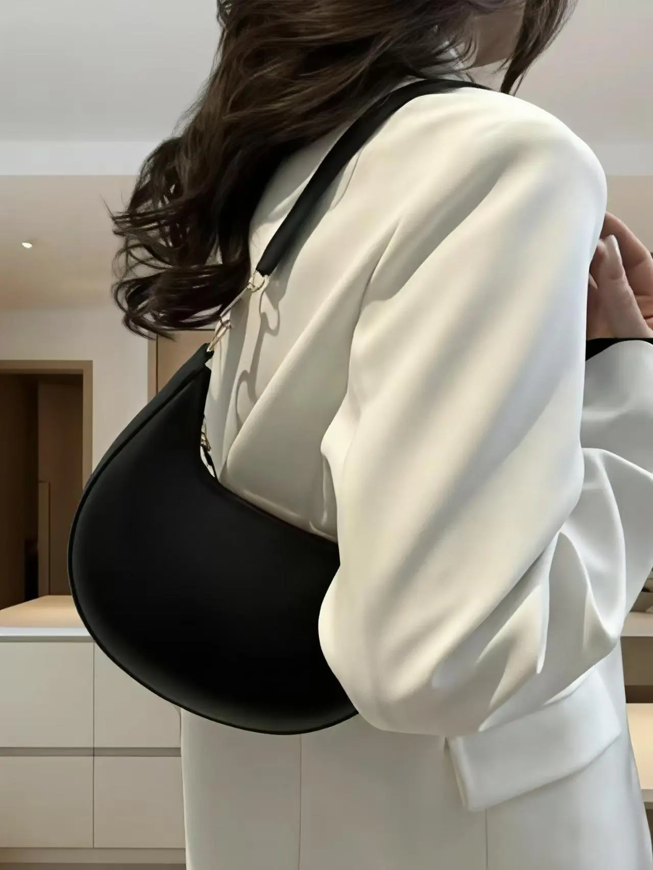 Women's Shoulder Bag, Simple Crossbody Handbag, Zip Closure, Crescent Moon Design, Half Moon Purse, Fashionable and Practical, Trendy Commuting Bag, Suitable for Daily Use