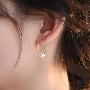 natural freshwater pearls Hoop Earrings，Minimalist Simple Unique Earrings for galentine‘s party valentine’s day gift，fashion zirconia earrings，anniversary holiday jewelry，gift for women