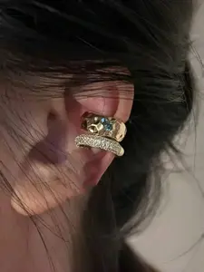 Fashionable Painless Ear Clip, /silver Color Ear Cuff, Minimalist Design, Unique High-End Ear Accessory for Women, Ear Cuff Jewelry