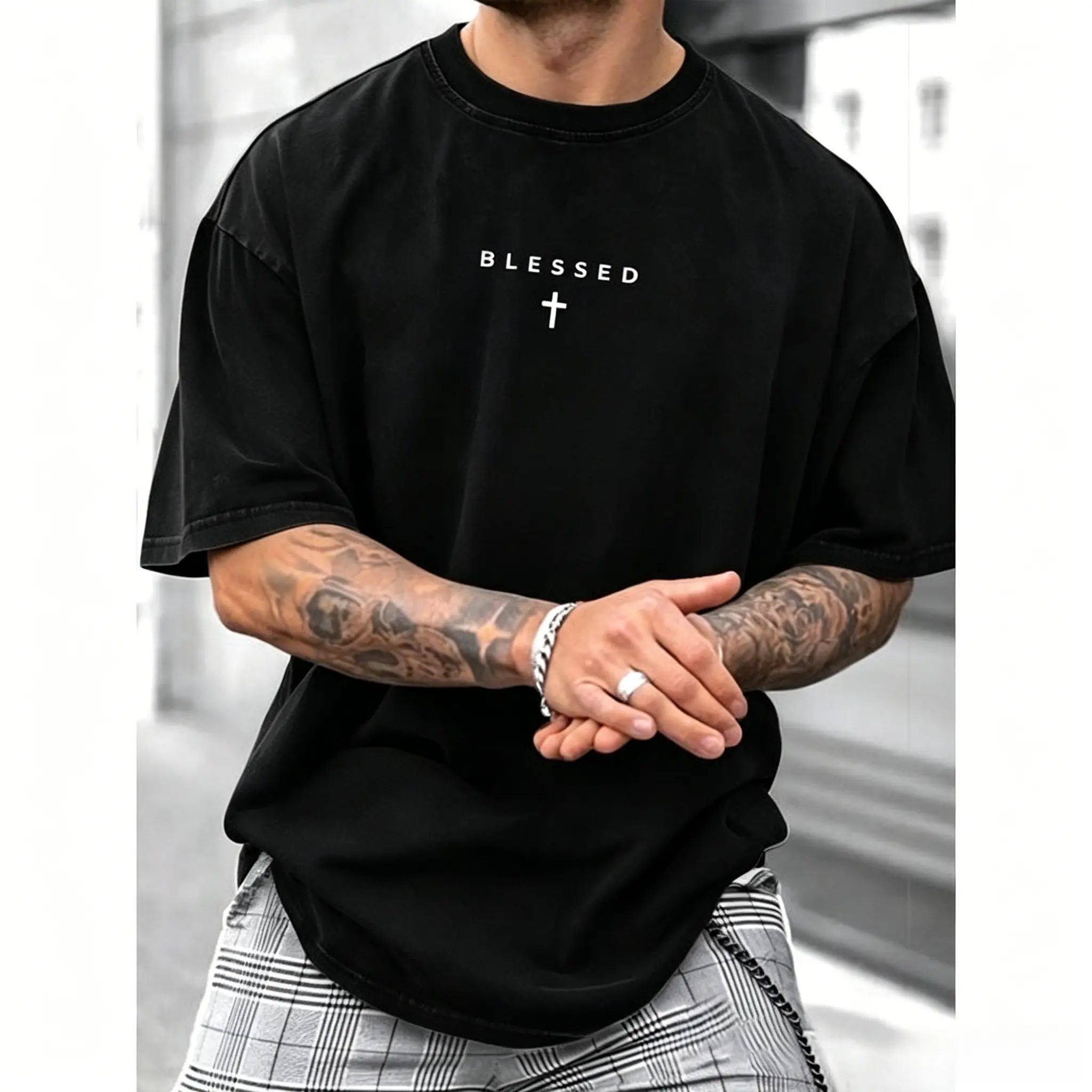 Men's Cross & Letter Print Round Neck Tee, Breathable Casual Street Short Sleeve Retro T-shirt for Summer, Men's Top for Daily Wear,Unisex Graphic Casual Short Sleeve Crew Neck,Shirt for Men , Gift for Him Unisex T-shirt For Man